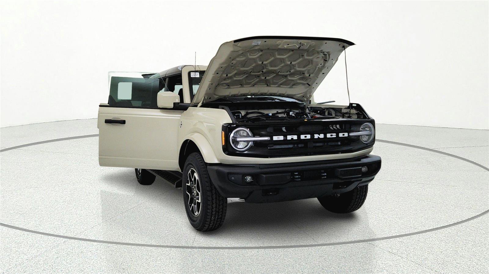 New 2026 Ford Bronco Outer Banks image 32
