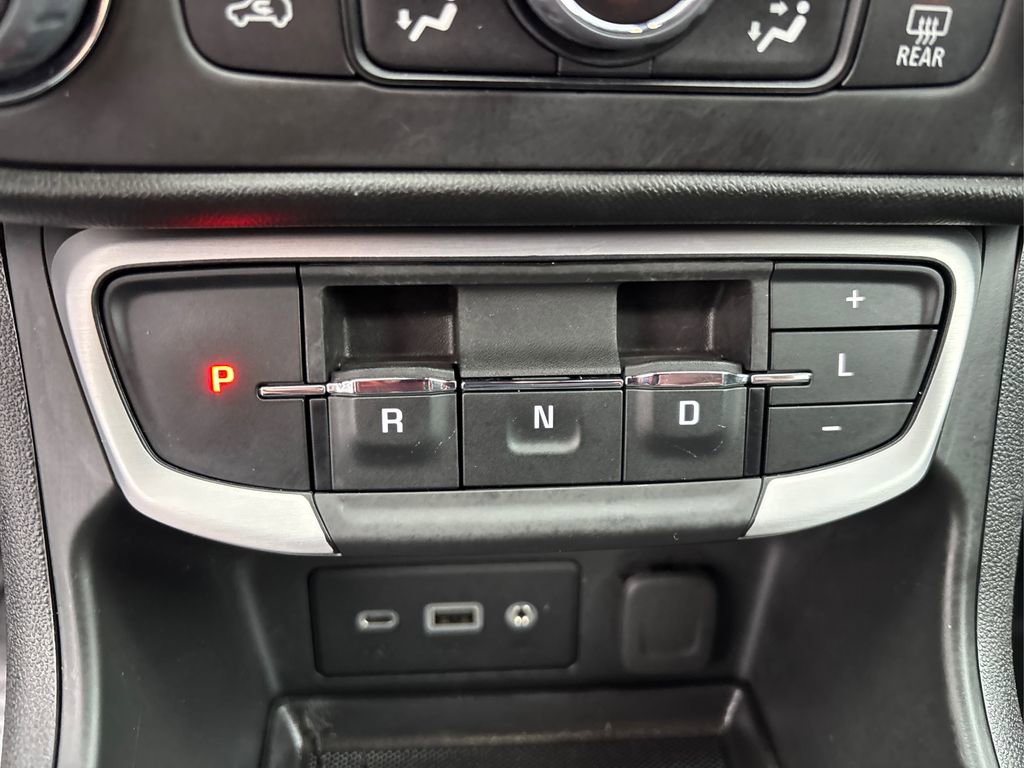 Used 2022 GMC Terrain SLE w/ Driver Convenience Package image 35