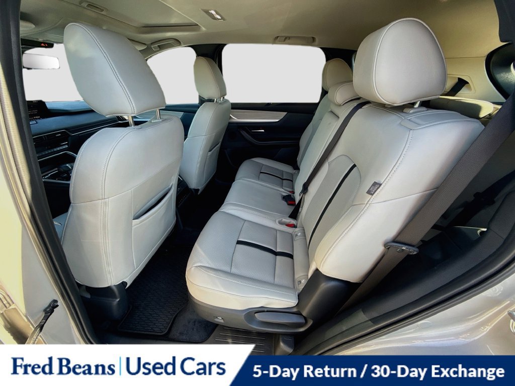 Used 2025 MAZDA CX-90 Plug-In Hybrid w/ Preferred AWD/4WD image 32