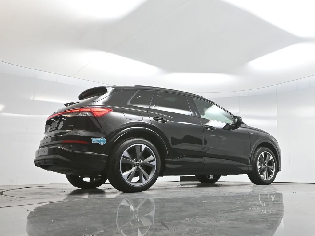 Used 2024 Audi Q4 e-tron Premium Plus w/ Premium Plus image 76