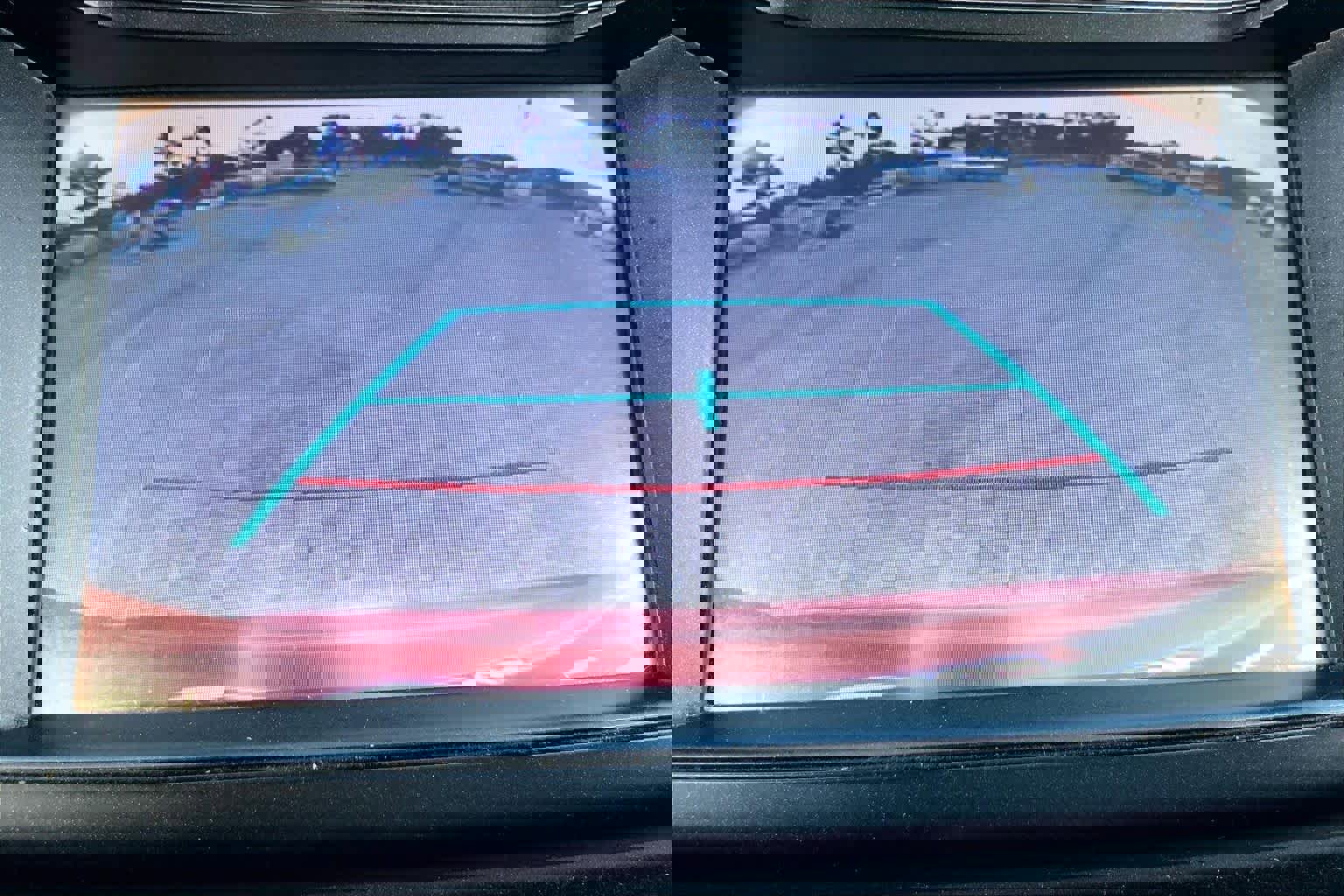 Used 2018 Toyota RAV4 LE image 25