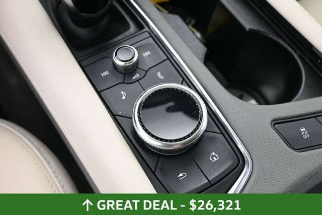 Used 2021 Cadillac XT5 Premium Luxury w/ LPO, Floor Liner Package AWD/4WD image 25