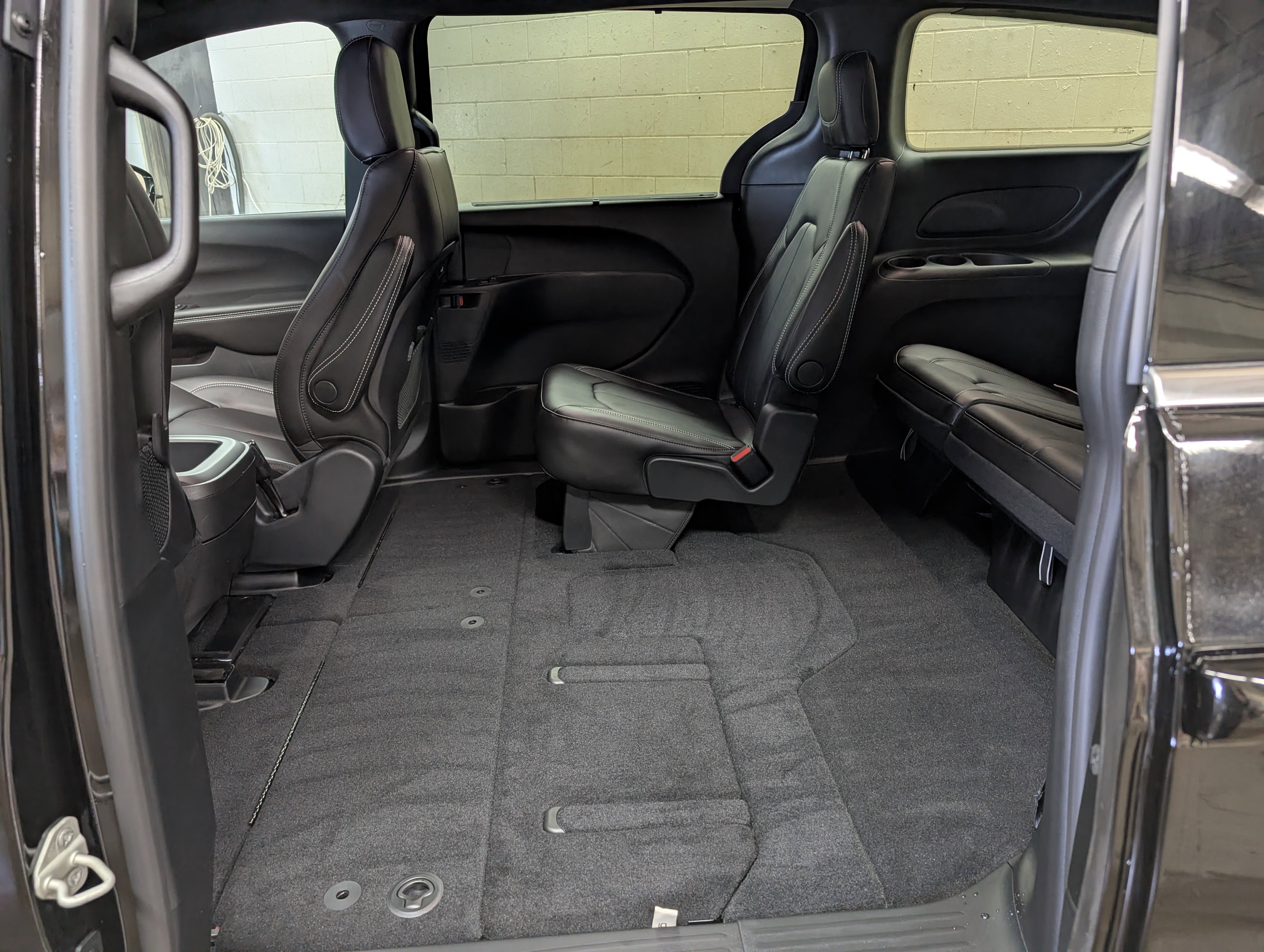 New 2026 Chrysler Pacifica Select image 10