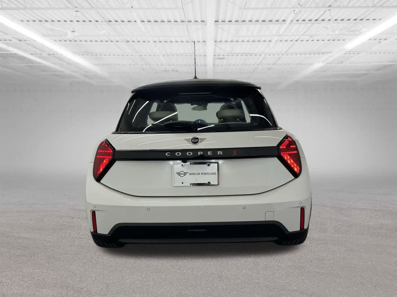 New 2025 MINI Cooper S FWD image 4