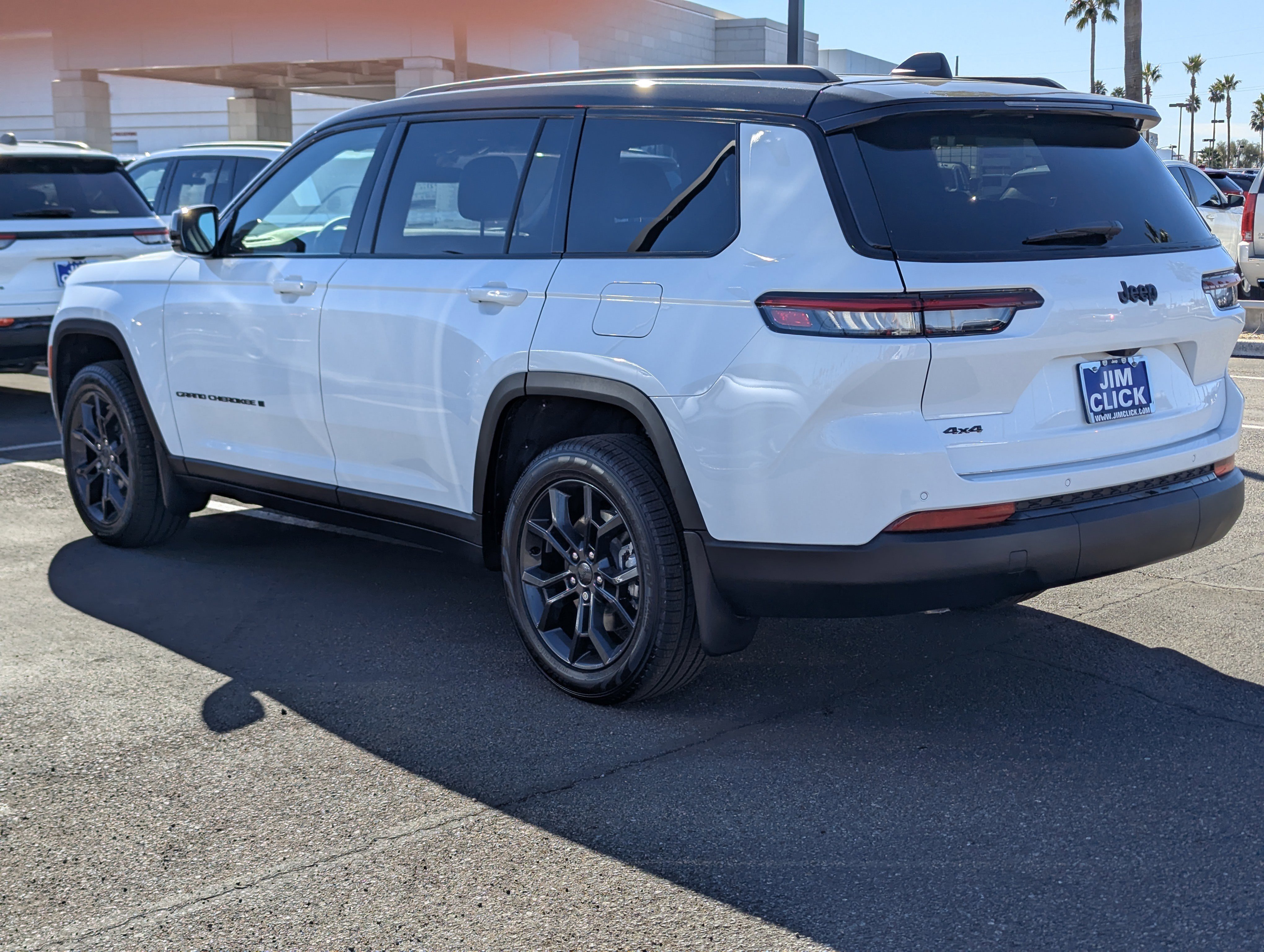 New 2025 Jeep Grand Cherokee L Limited image 4