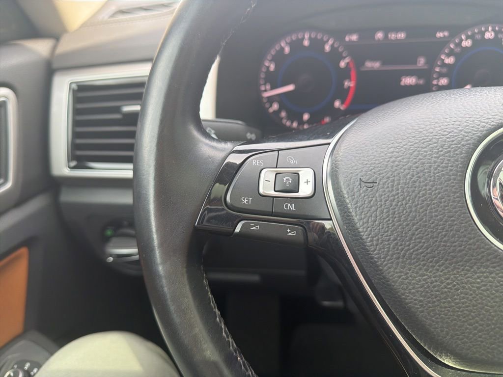 Used 2018 Volkswagen Atlas SEL Premium image 17