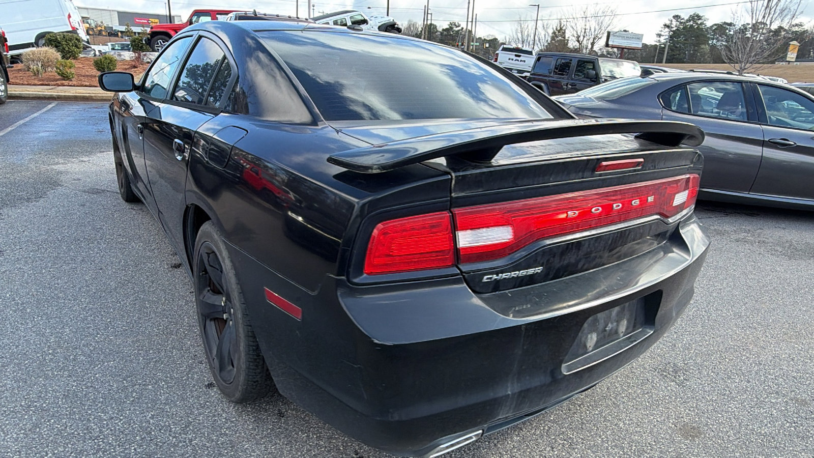 Used 2014 Dodge Charger SXT w/ Blacktop Package image 10