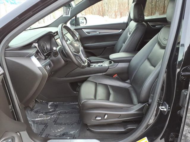 Used 2023 Cadillac XT5 Luxury image 11