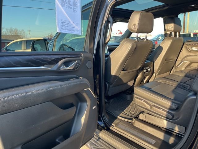 Used 2022 GMC Yukon XL Denali image 25