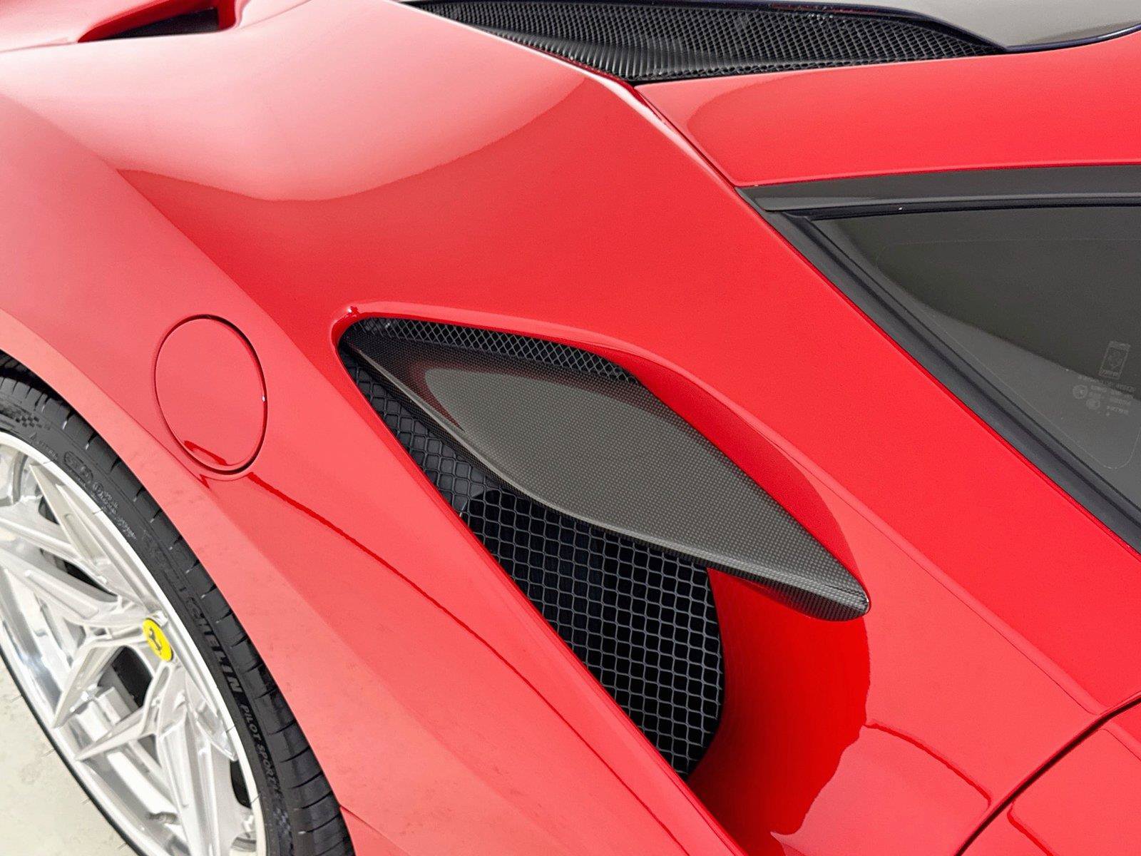 Used 2021 Ferrari F8 Tributo RWD image 36