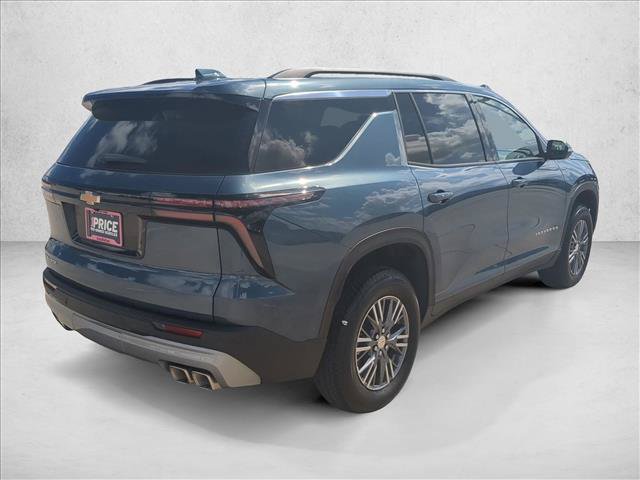Used 2026 Chevrolet Traverse LT FWD image 5