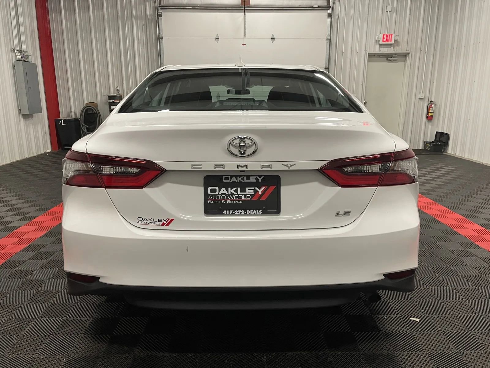 Used 2024 Toyota Camry LE image 3