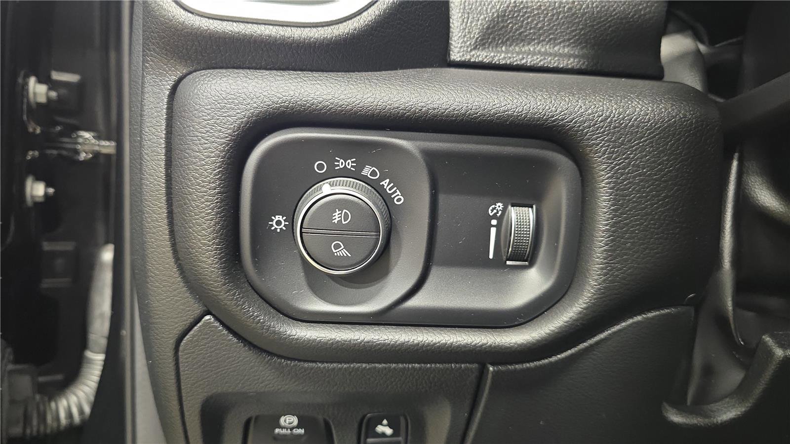Used 2023 RAM 1500 Big Horn AWD/4WD image 26