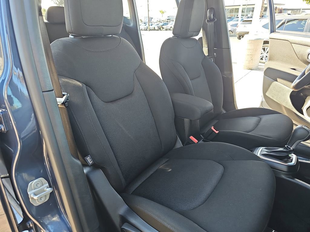 Used 2021 Jeep Renegade Sport w/ Sport Appearance Group image 10