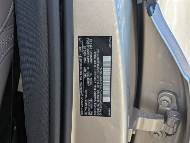 New 2026 Volvo XC90 T8 Plus w/ Protection Package Premier AWD/4WD image 15