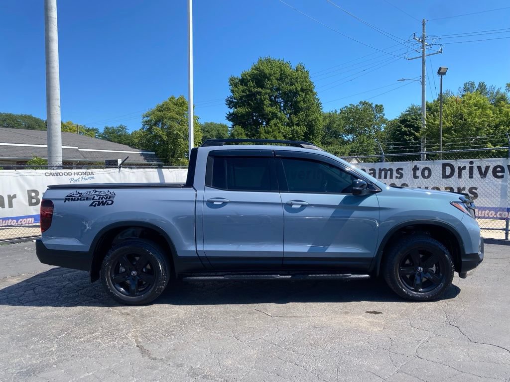 Used 2022 Honda Ridgeline Black Edition image 2