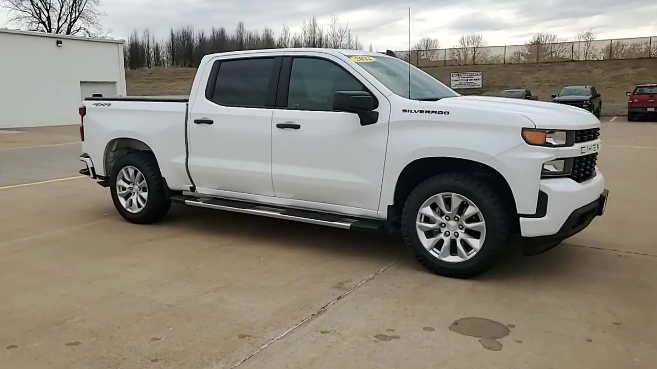 Certified 2022 Chevrolet Silverado 1500 Custom w/ LPO, Dark Essentials Package AWD/4WD image 2