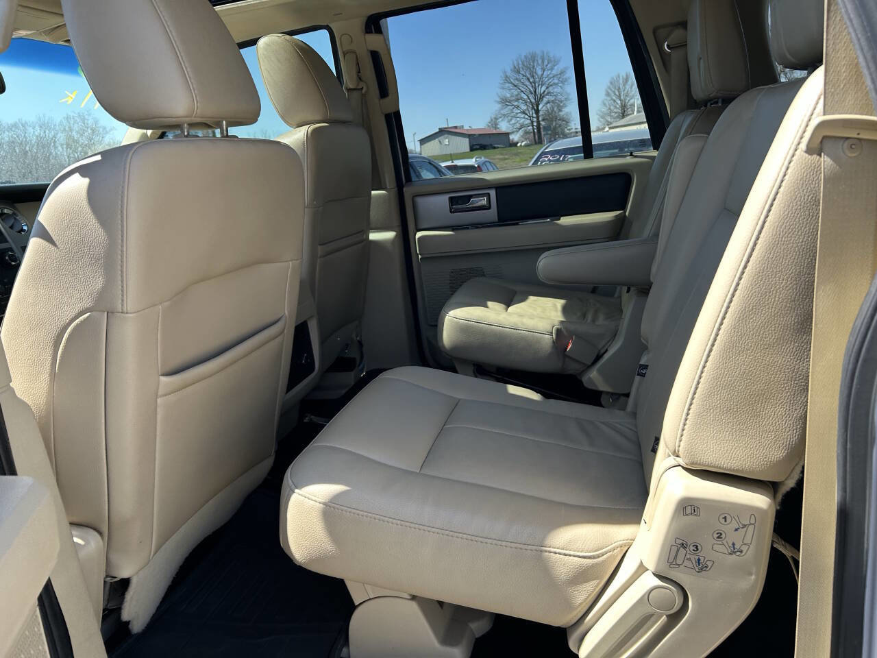 Used 2015 Ford Expedition EL XLT w/ Equipment Group 201A image 10