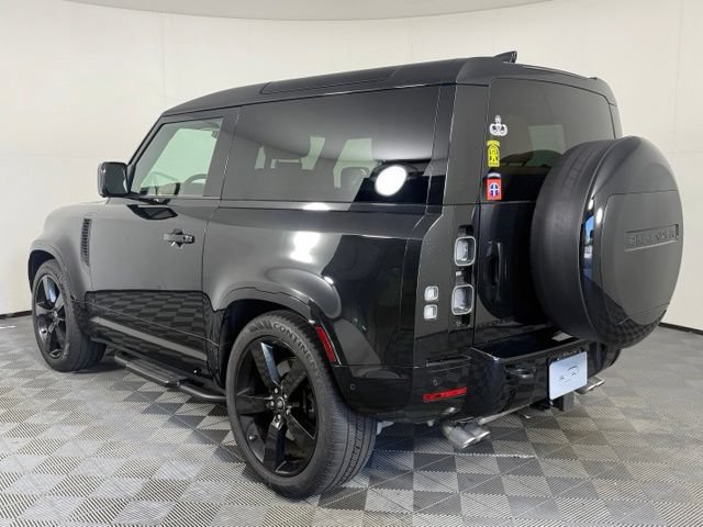 Used 2024 Land Rover Defender 90 V8 AWD/4WD image 4