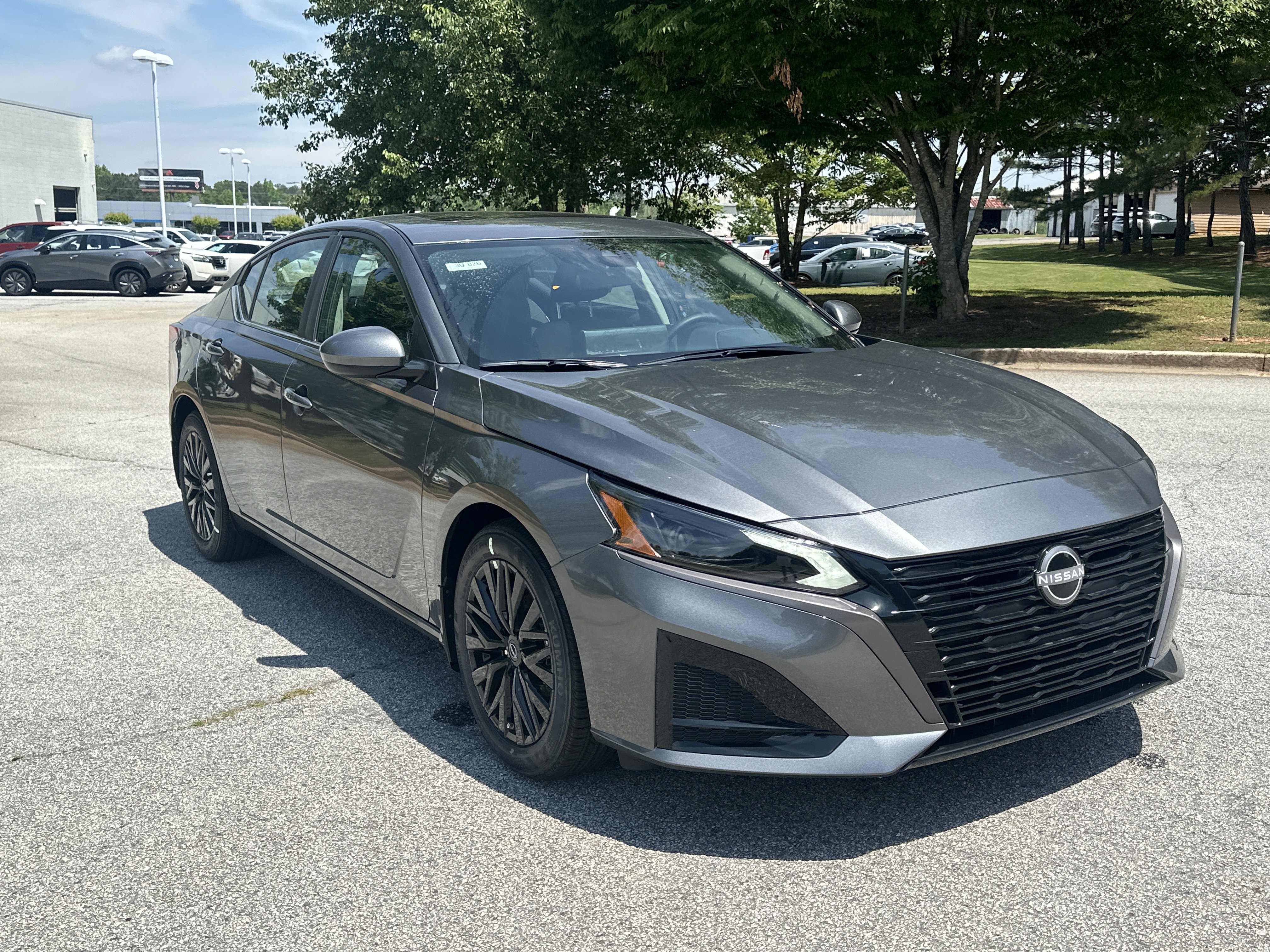 New 2026 Nissan Altima 2.5 SV FWD image 3