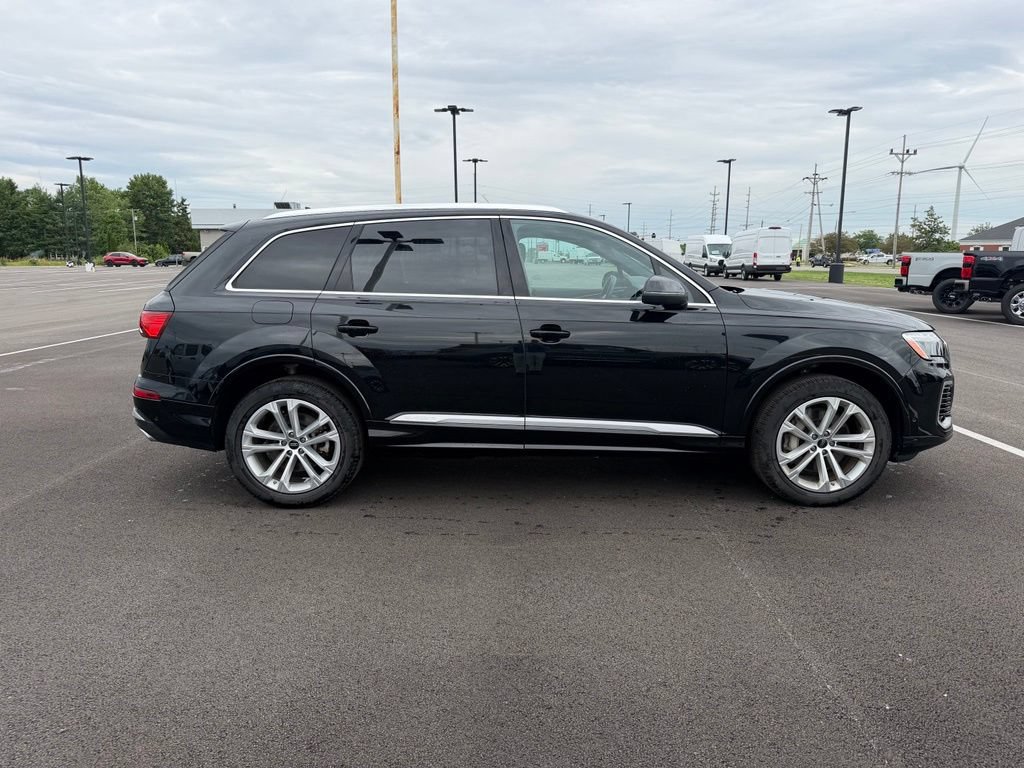 Used 2025 Audi Q7 3.0T Premium Plus AWD/4WD image 4