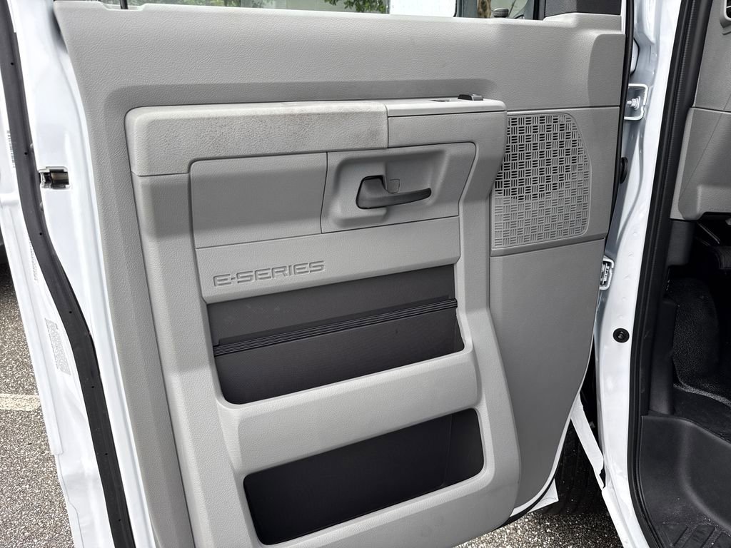 New 2026 Ford E-350 and Econoline 350 Super Duty w/ Power Equipment Group RWD image 18
