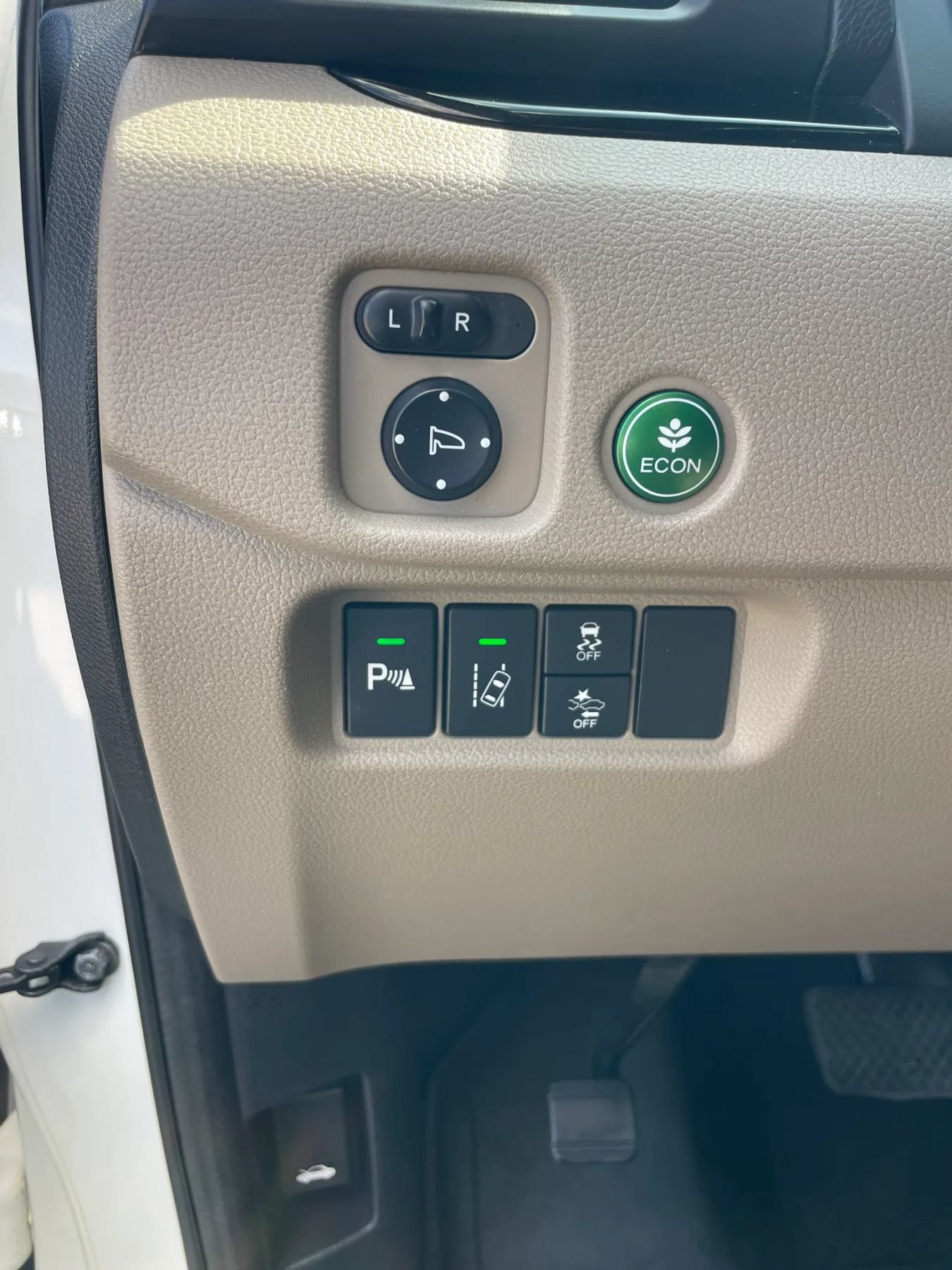 Used 2017 Honda Pilot Elite image 25