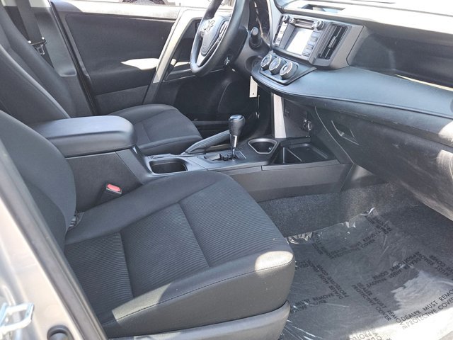 Used 2017 Toyota RAV4 LE FWD image 25
