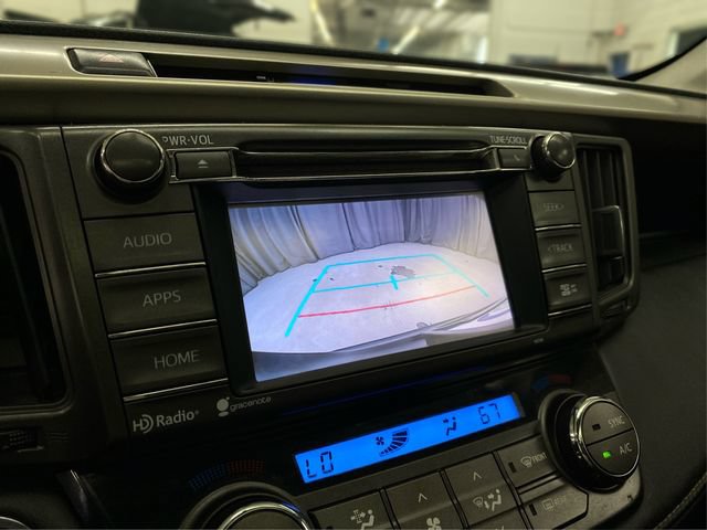 Used 2015 Toyota RAV4 Limited AWD/4WD image 32
