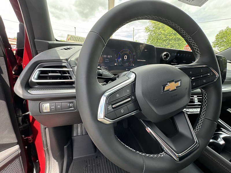 New 2025 Chevrolet Traverse LT w/ Driver Confidence Package image 7