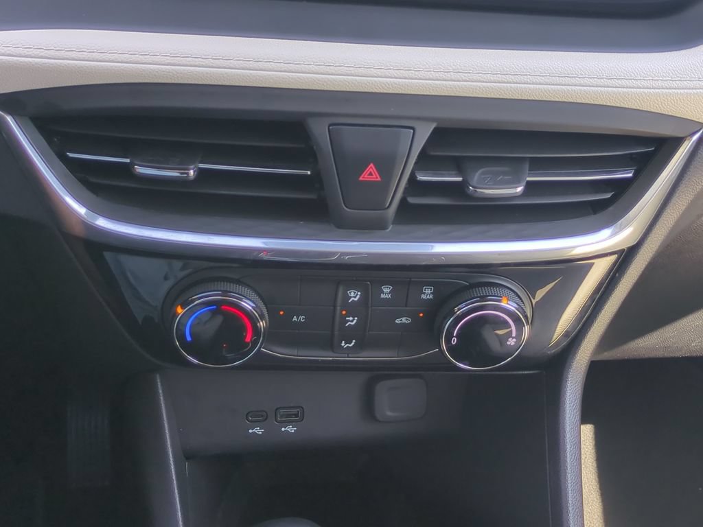 Used 2024 Buick Encore GX Sport Touring FWD image 25