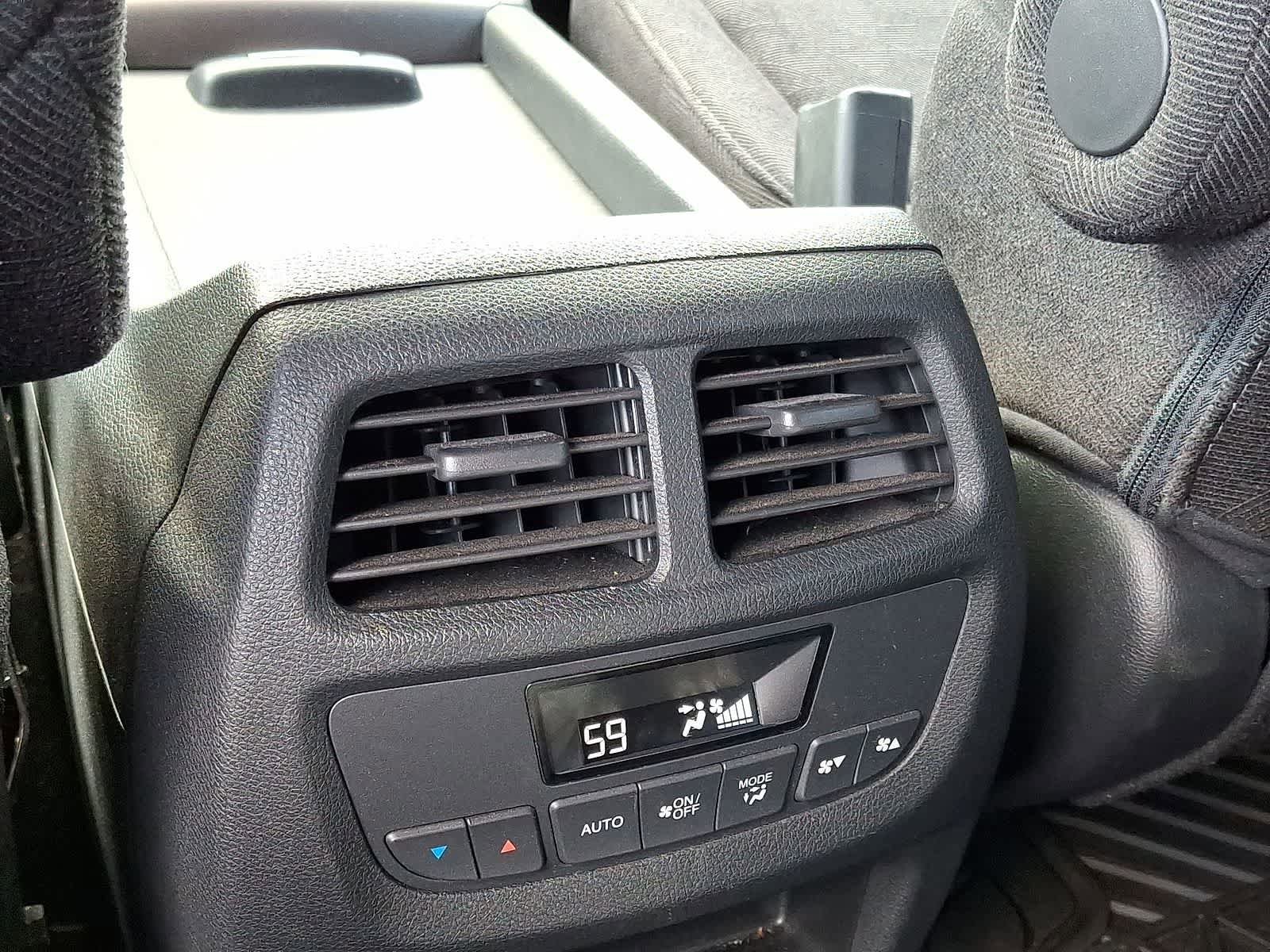 Used 2022 Honda Pilot Sport image 26