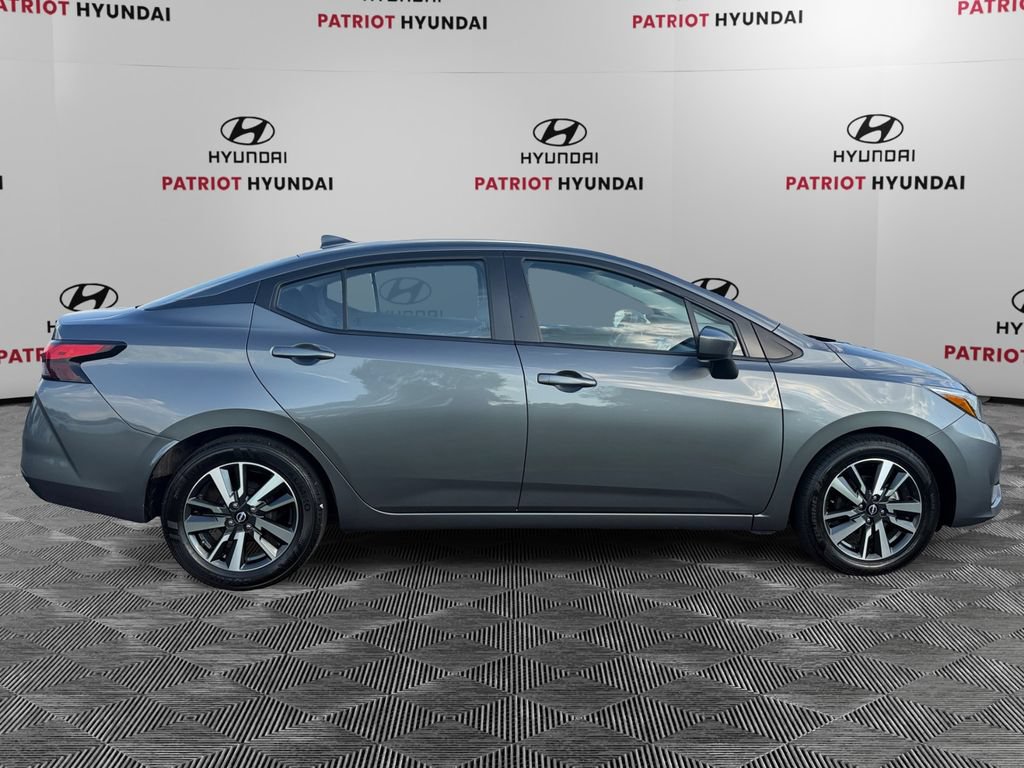 Used 2025 Nissan Versa SV FWD image 2