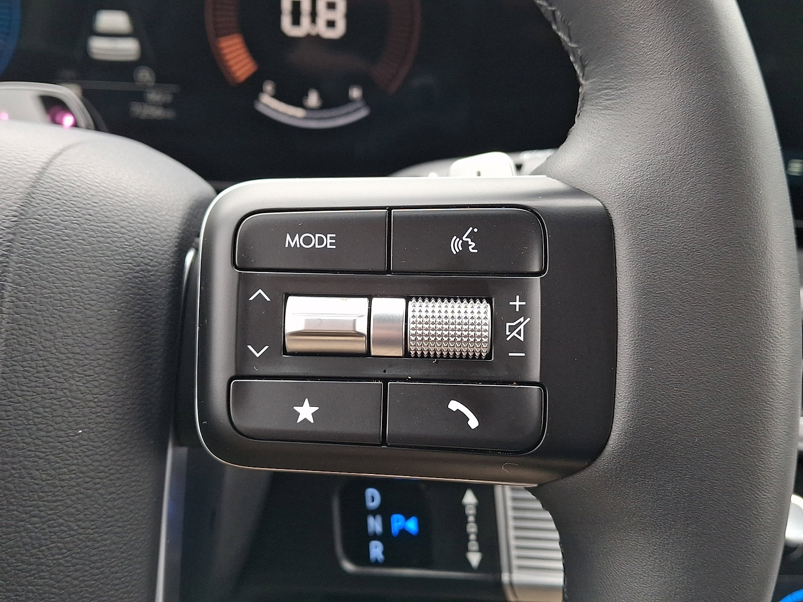 Certified 2025 Hyundai Santa Fe SEL image 22