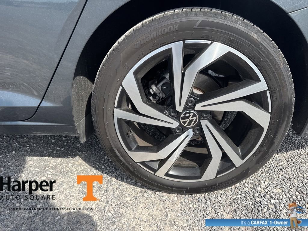 Used 2025 Volkswagen Jetta SEL image 20