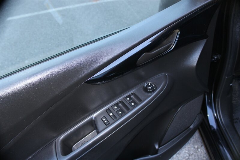 Used 2018 Chevrolet Spark LT FWD image 11