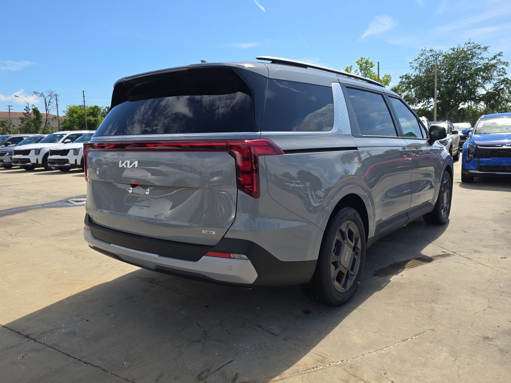 New 2026 Kia Carnival EX FWD image 8