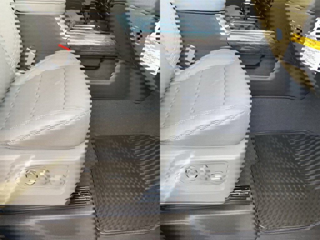 New 2026 Chevrolet Silverado 1500 LTZ w/ Z71 Off-Road Package image 20