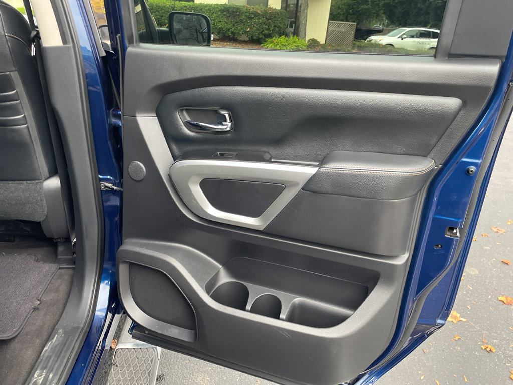Used 2017 Nissan Titan SL image 58