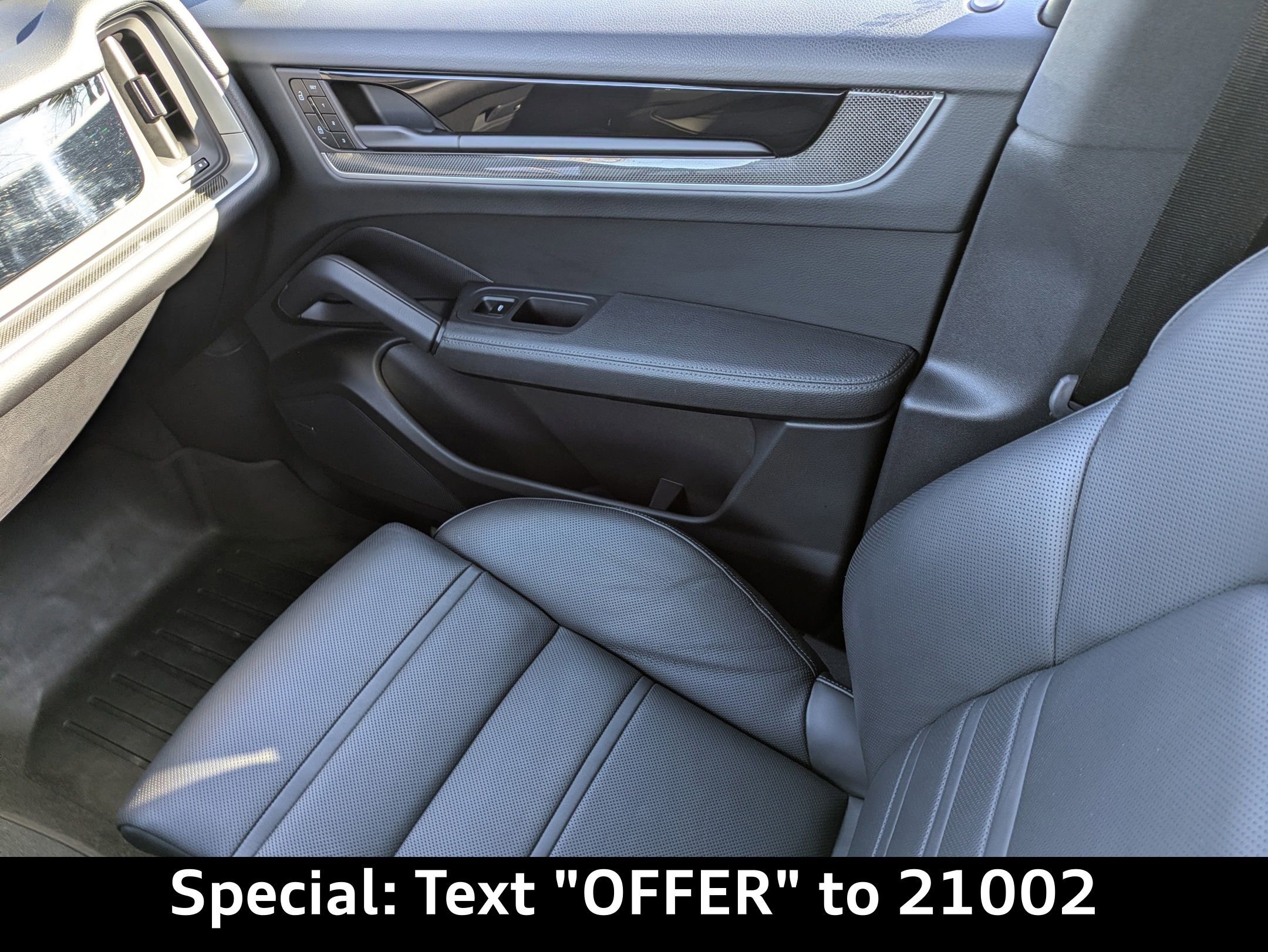 Used 2024 Porsche Cayenne Base image 20