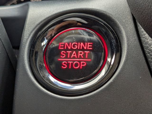 Used 2025 Honda HR-V LX image 32