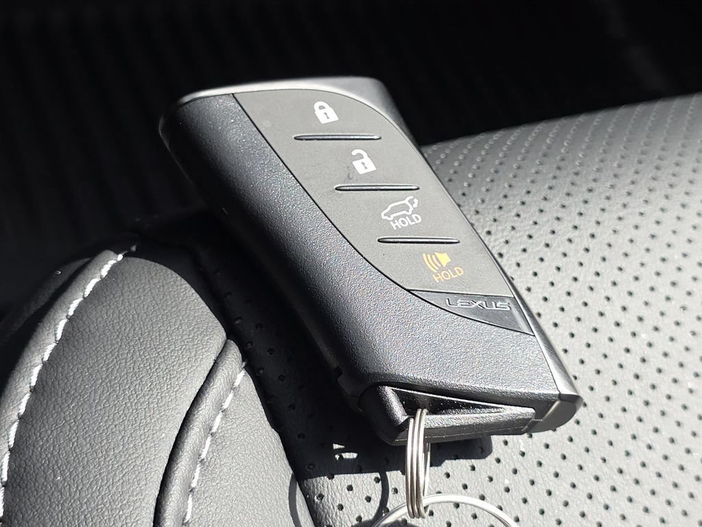 New 2026 Lexus NX 350 AWD image 31