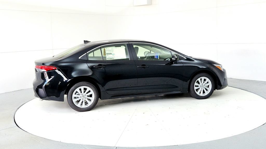 New 2026 Toyota Corolla XLE FWD image 6