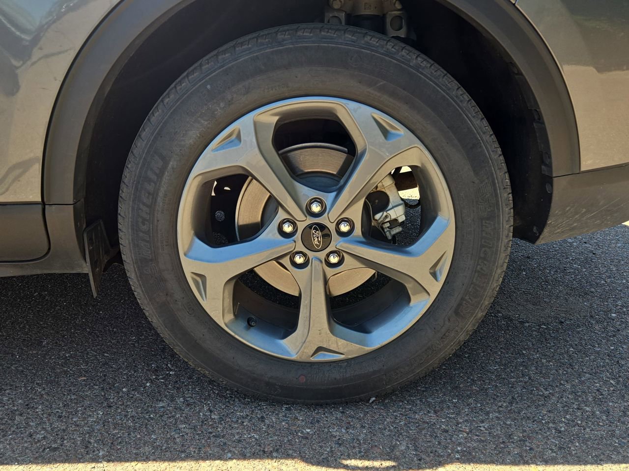 Used 2025 Ford Escape ST-Line FWD image 18