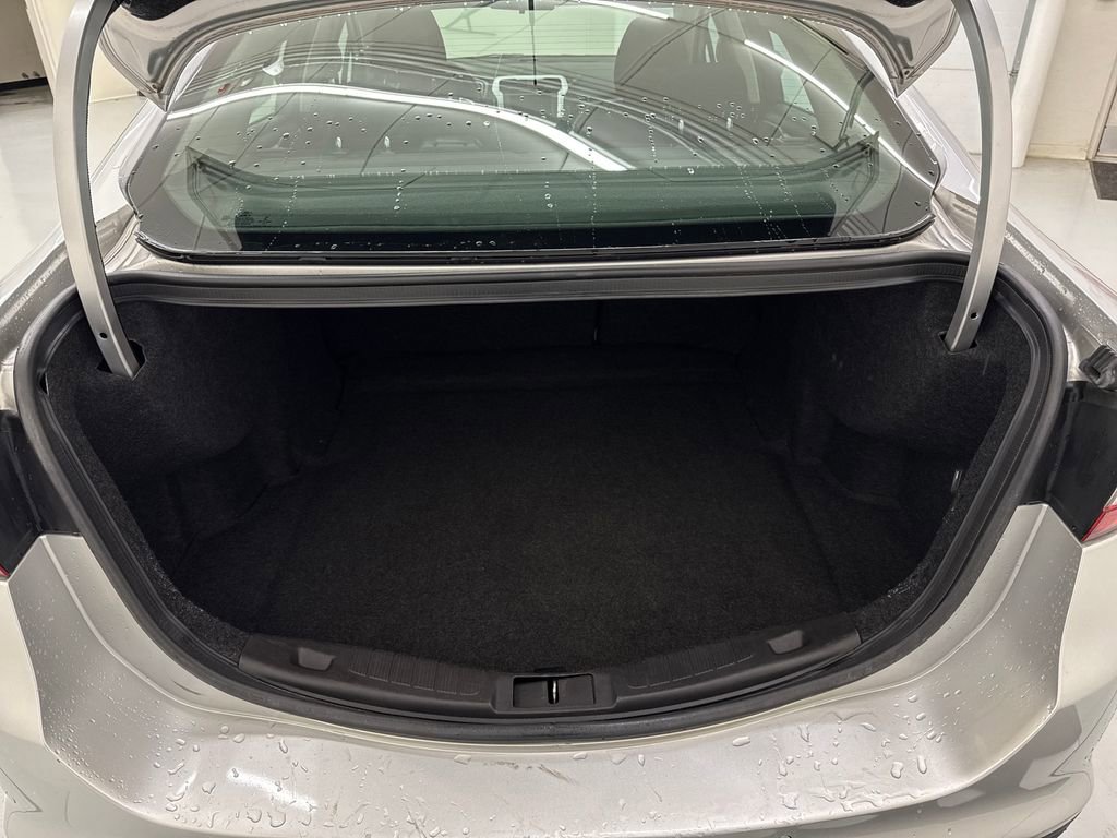 Used 2016 Ford Fusion SE FWD image 23