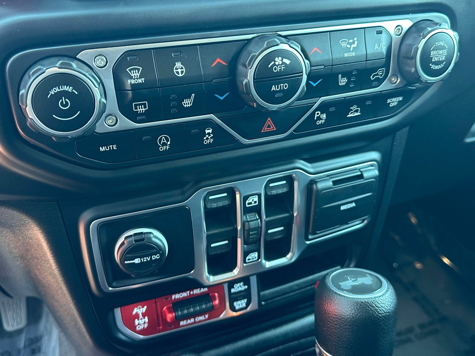 Used 2021 Jeep Wrangler Unlimited Rubicon image 13