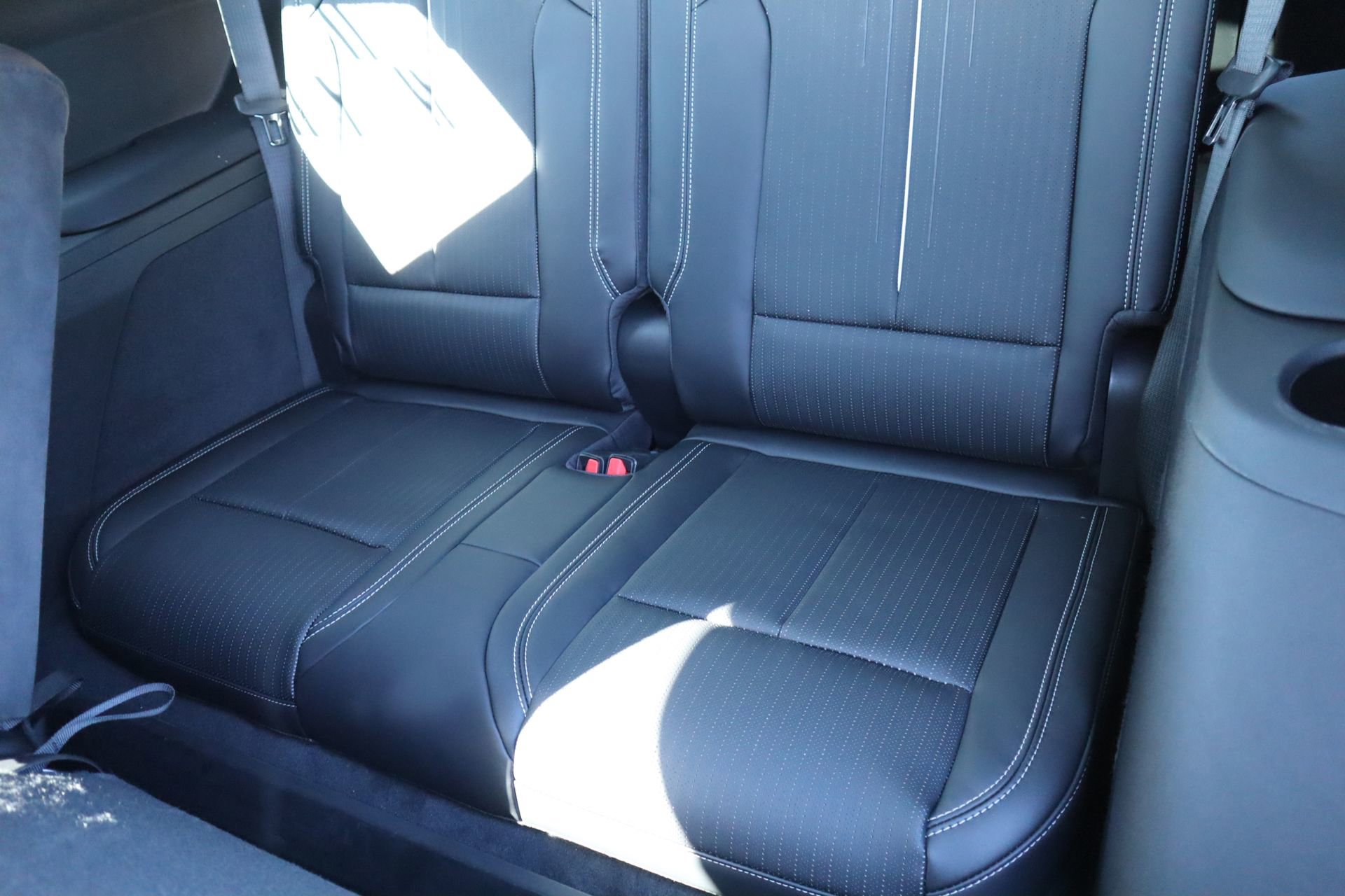 New 2026 Cadillac Vistiq Sport image 13