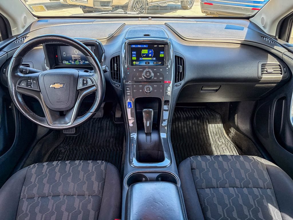 Used 2014 Chevrolet Volt FWD image 14