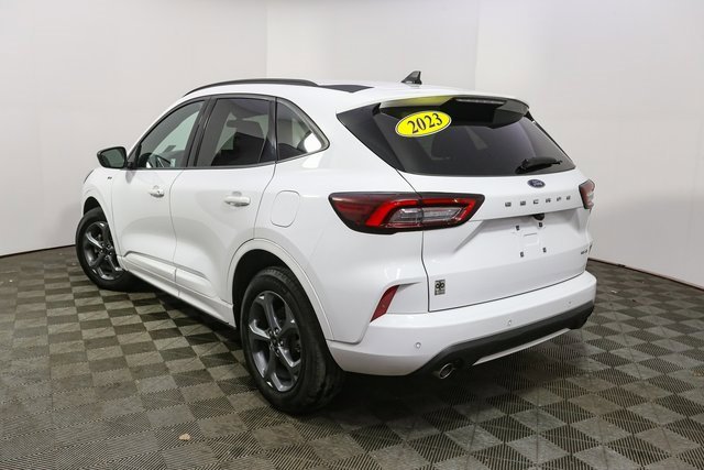 Used 2023 Ford Escape ST-Line w/ Tech Pack #1 image 8