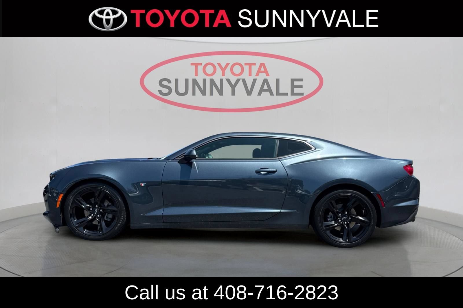 Used 2023 Chevrolet Camaro LT RWD image 6